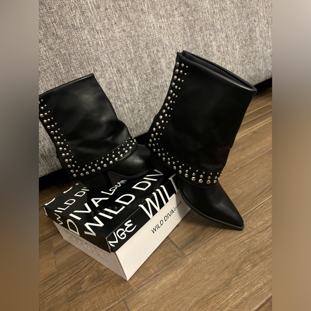 ‼️✨Brand New Cute Bootie✨‼️